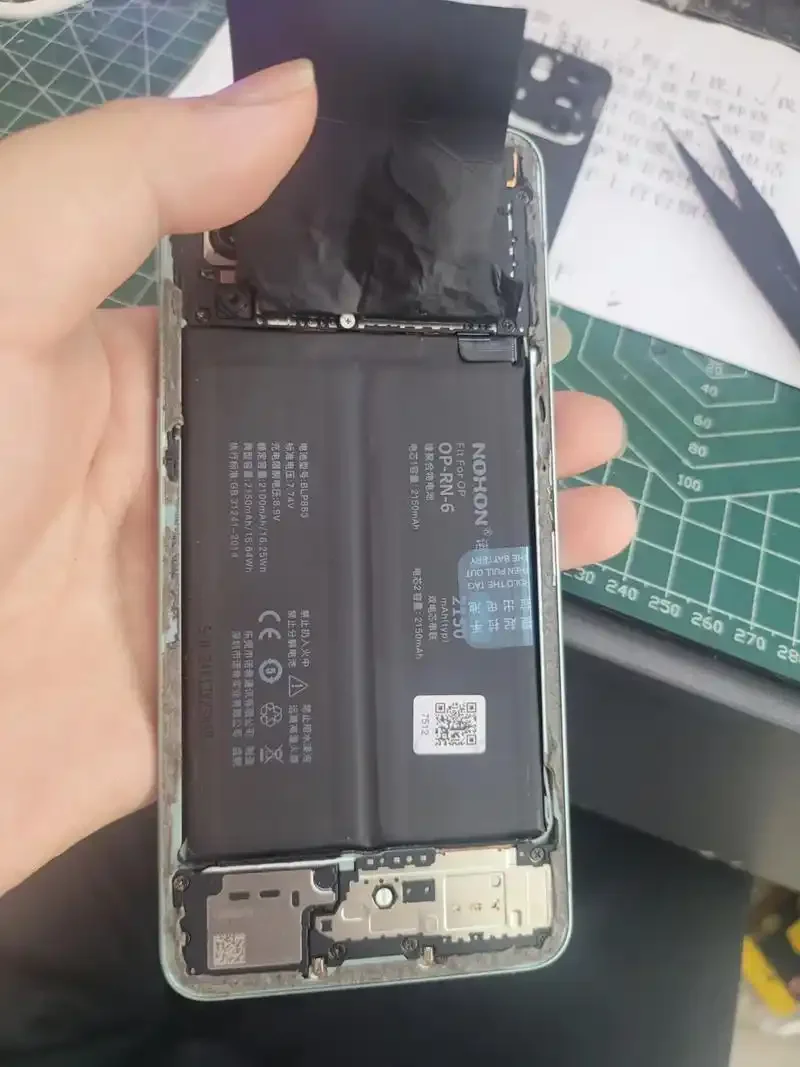 手机换电池导致卡顿怎么办？原因分析与解决方法全指南