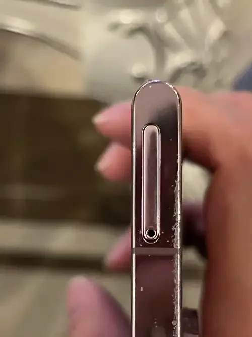 手机卡为什么有两个卡槽，双卡双待设计的实用性与技术原理详解